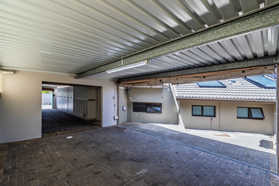 6 Bedroom Property for Sale in Dorchester Heights Eastern Cape